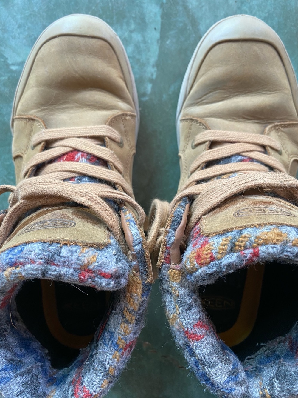 Keen Women's Tan Nubuck Leather Lace-Up High Top Boots with Patterned Cuff - Picture 11 of 12